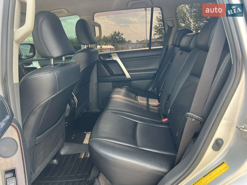 Внедорожник / Кроссовер Toyota Land Cruiser Prado 2010 в Запорожье фото 26 Внедорожник / Кроссовер Toyota Land Cruiser Prado 2010 в Запорожье