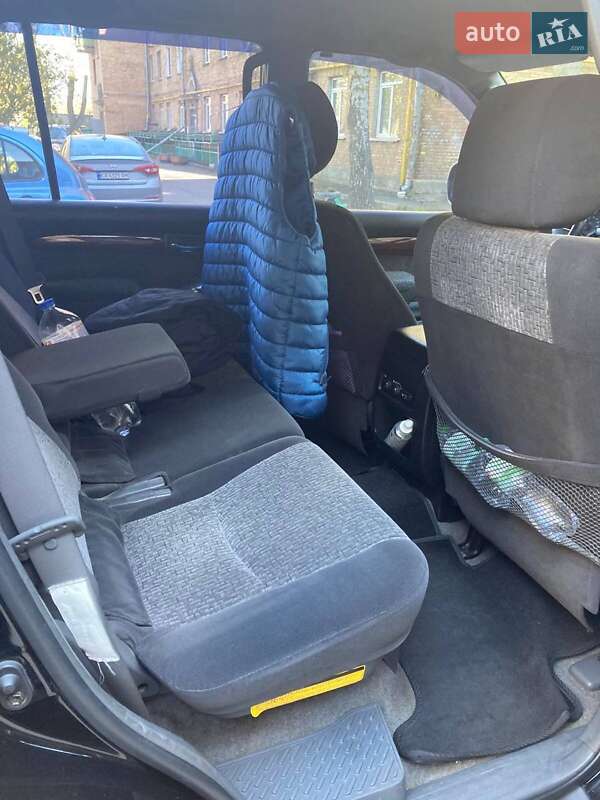 Внедорожник / Кроссовер Toyota Land Cruiser Prado 2005 в Киеве