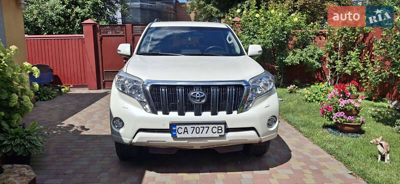 Toyota Land Cruiser Prado 2015