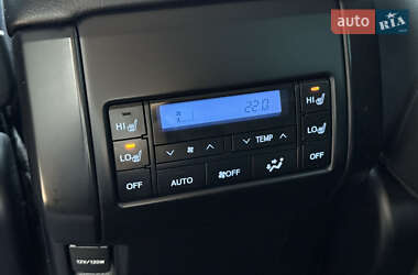 Внедорожник / Кроссовер Toyota Land Cruiser Prado 2019 в 