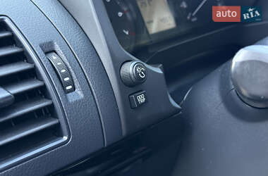 Внедорожник / Кроссовер Toyota Land Cruiser Prado 2019 в 