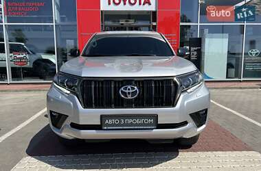 Внедорожник / Кроссовер Toyota Land Cruiser Prado 2022 в 