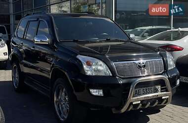 Внедорожник / Кроссовер Toyota Land Cruiser Prado 2005 в 
