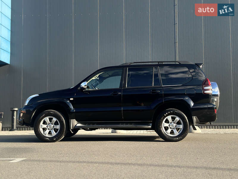 Позашляховик / Кросовер Toyota Land Cruiser Prado 2006 в Києві