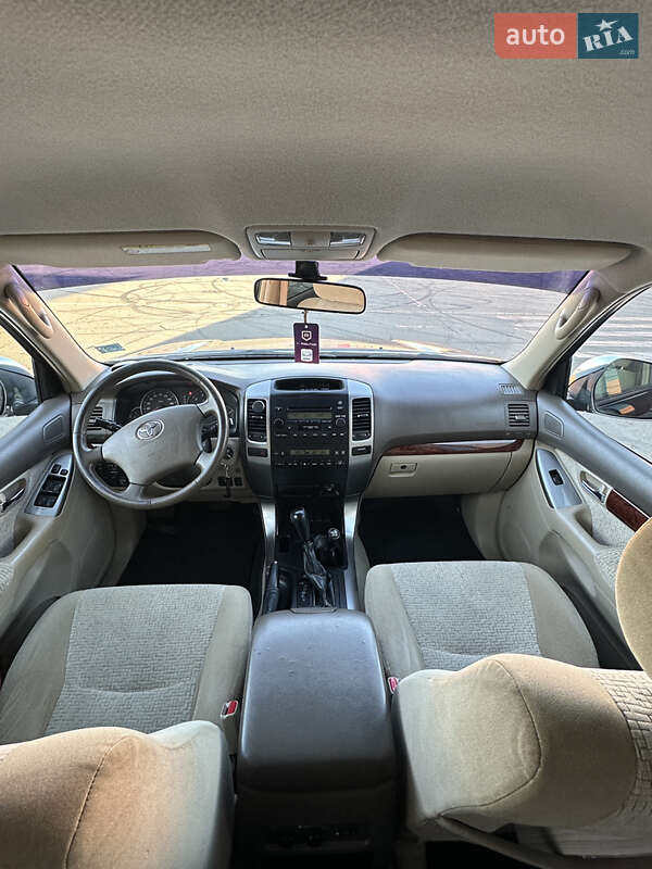 Позашляховик / Кросовер Toyota Land Cruiser Prado 2006 в Києві