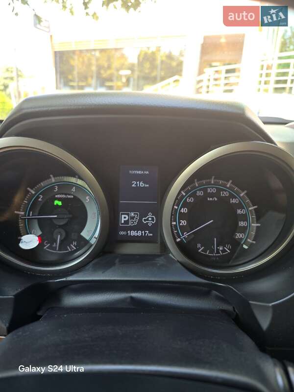 Внедорожник / Кроссовер Toyota Land Cruiser Prado 2011 в Измаиле