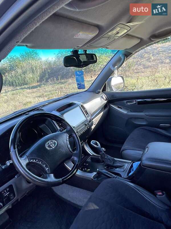 Позашляховик / Кросовер Toyota Land Cruiser Prado 2006 в Ізмаїлі