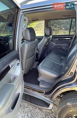 Позашляховик / Кросовер Toyota Land Cruiser Prado 2006 в  фото 22 Позашляховик / Кросовер Toyota Land Cruiser Prado 2006 в