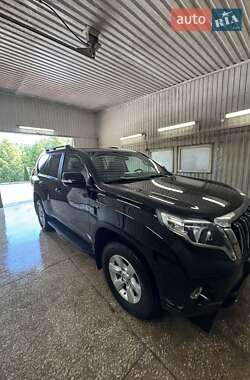 Позашляховик / Кросовер Toyota Land Cruiser Prado 2016 в Хмельницькому