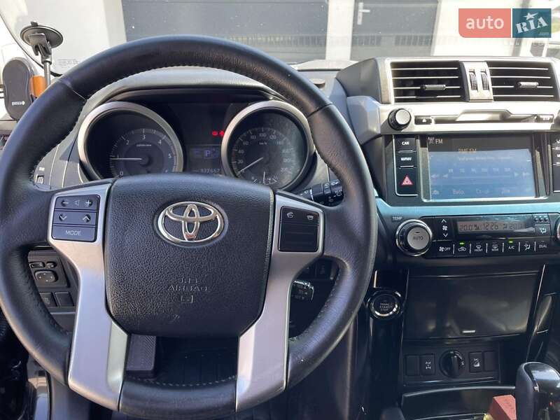 Внедорожник / Кроссовер Toyota Land Cruiser Prado 2016 в Виннице фото 4 Внедорожник / Кроссовер Toyota Land Cruiser Prado 2016 в Виннице