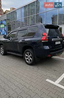 Внедорожник / Кроссовер Toyota Land Cruiser Prado 2020 в Киеве