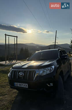 Внедорожник / Кроссовер Toyota Land Cruiser Prado 2018 в Кривом Роге
