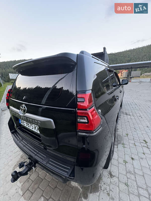 Внедорожник / Кроссовер Toyota Land Cruiser Prado 2018 в Кривом Роге фото 15 Внедорожник / Кроссовер Toyota Land Cruiser Prado 2018 в Кривом Роге