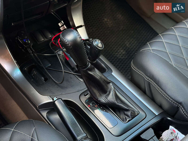 Внедорожник / Кроссовер Toyota Land Cruiser Prado 2006 в Киеве фото 18 Внедорожник / Кроссовер Toyota Land Cruiser Prado 2006 в Киеве