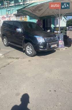 Внедорожник / Кроссовер Toyota Land Cruiser Prado 2005 в Александровке