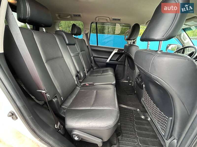 Внедорожник / Кроссовер Toyota Land Cruiser Prado 2018 в Киеве