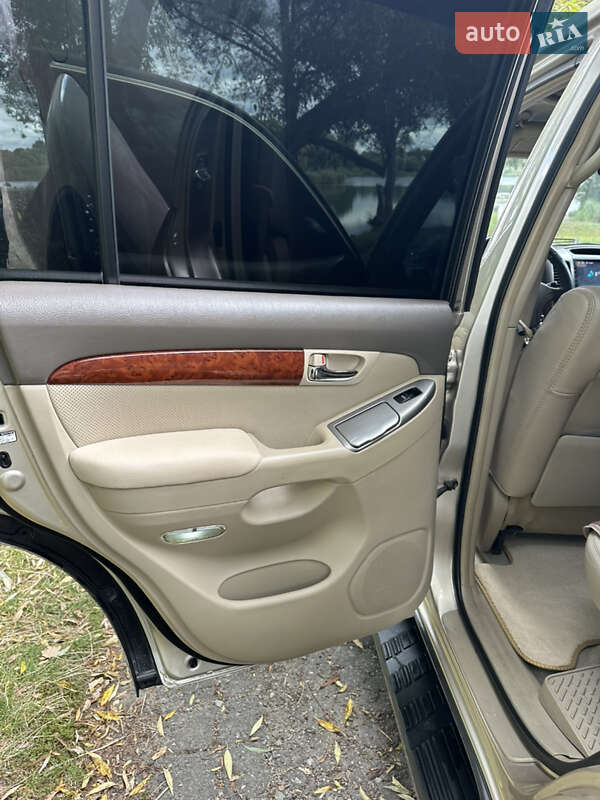 Внедорожник / Кроссовер Toyota Land Cruiser Prado 2007 в Киеве