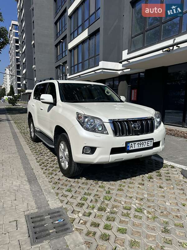 Внедорожник / Кроссовер Toyota Land Cruiser Prado 2010 в Ивано-Франковске