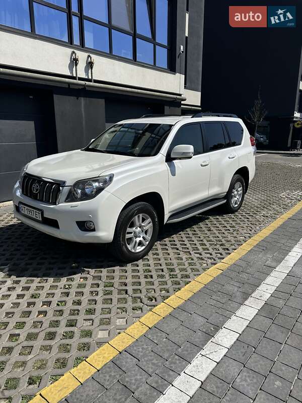 Внедорожник / Кроссовер Toyota Land Cruiser Prado 2010 в Ивано-Франковске
