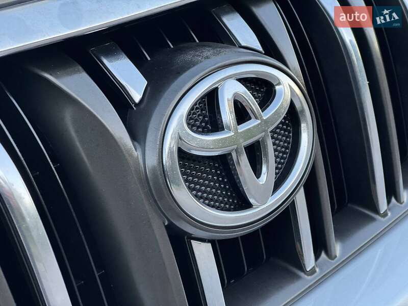 Внедорожник / Кроссовер Toyota Land Cruiser Prado 2011 в Ахтырке фото 7 Внедорожник / Кроссовер Toyota Land Cruiser Prado 2011 в Ахтырке