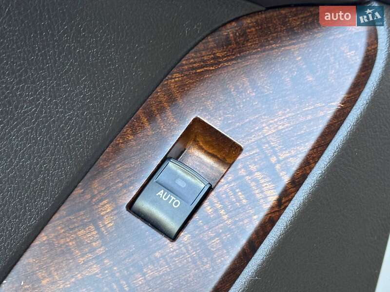 Внедорожник / Кроссовер Toyota Land Cruiser Prado 2011 в Ахтырке фото 36 Внедорожник / Кроссовер Toyota Land Cruiser Prado 2011 в Ахтырке