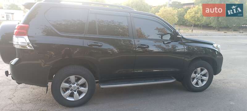 Внедорожник / Кроссовер Toyota Land Cruiser Prado 2010 в Николаеве