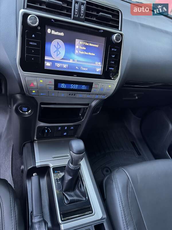 Внедорожник / Кроссовер Toyota Land Cruiser Prado 2019 в Виннице фото 21 Внедорожник / Кроссовер Toyota Land Cruiser Prado 2019 в Виннице