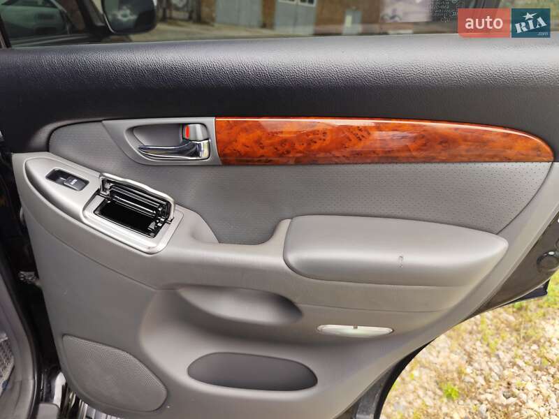 Внедорожник / Кроссовер Toyota Land Cruiser Prado 2007 в Харькове