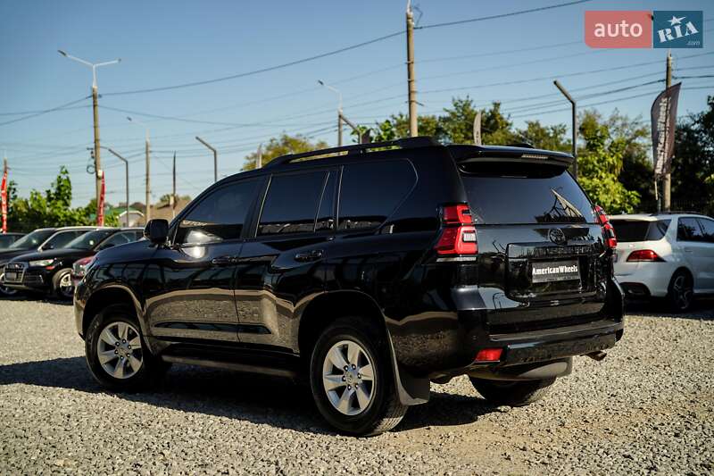 Внедорожник / Кроссовер Toyota Land Cruiser Prado 2020 в Черновцах