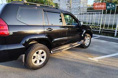 Внедорожник / Кроссовер Toyota Land Cruiser Prado 2007 в 