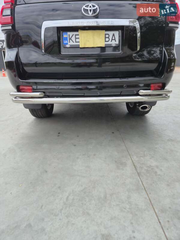Внедорожник / Кроссовер Toyota Land Cruiser Prado 2012 в Днепре
