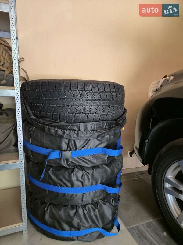 Внедорожник / Кроссовер Toyota Land Cruiser Prado 2012 в Днепре