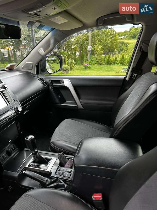 Внедорожник / Кроссовер Toyota Land Cruiser Prado 2013 в Львове фото 18 Внедорожник / Кроссовер Toyota Land Cruiser Prado 2013 в Львове