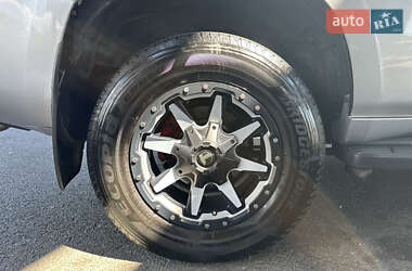 Внедорожник / Кроссовер Toyota Land Cruiser Prado 2012 в 