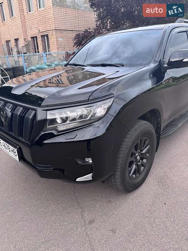 Внедорожник / Кроссовер Toyota Land Cruiser Prado 2017 в Николаеве
