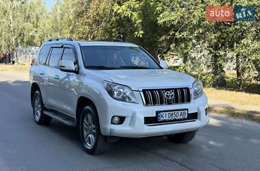 Позашляховик / Кросовер Toyota Land Cruiser Prado 2010 в Києві