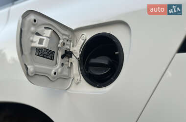 Позашляховик / Кросовер Toyota Land Cruiser Prado 2019 в 