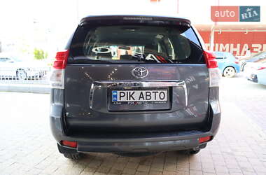 Внедорожник / Кроссовер Toyota Land Cruiser Prado 2013 в 