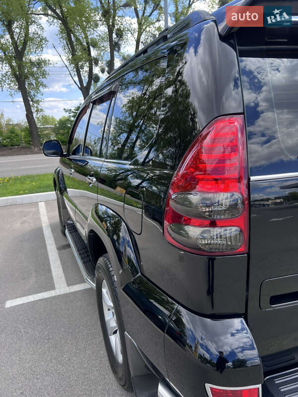 Позашляховик / Кросовер Toyota Land Cruiser Prado 2006 в Києві