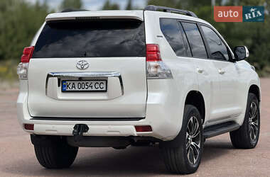 Внедорожник / Кроссовер Toyota Land Cruiser Prado 2010 в 