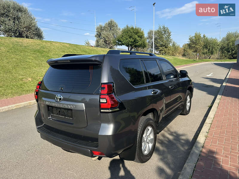 Внедорожник / Кроссовер Toyota Land Cruiser Prado 2020 в Киеве
