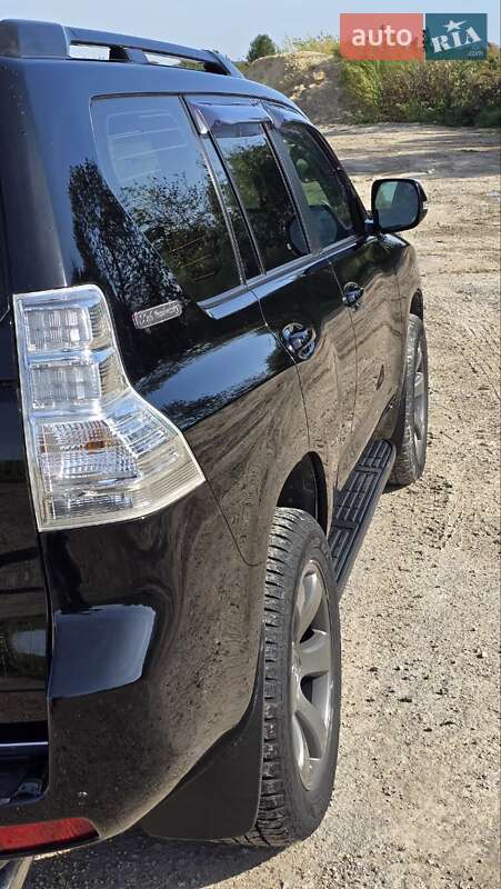 Позашляховик / Кросовер Toyota Land Cruiser Prado 2012 в Чорткові