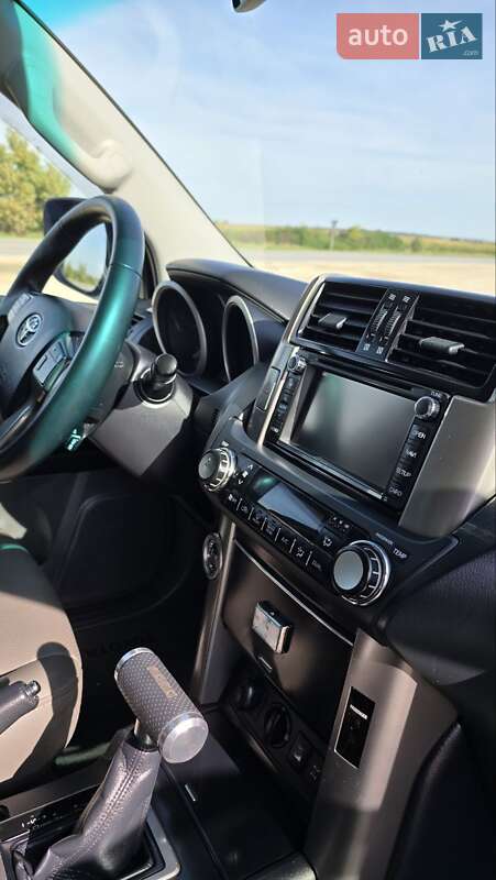 Позашляховик / Кросовер Toyota Land Cruiser Prado 2012 в Чорткові