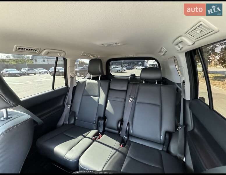 Позашляховик / Кросовер Toyota Land Cruiser Prado 2021 в Києві