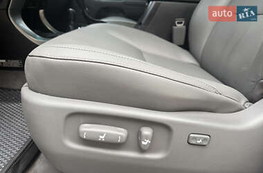 Внедорожник / Кроссовер Toyota Land Cruiser Prado 2007 в 