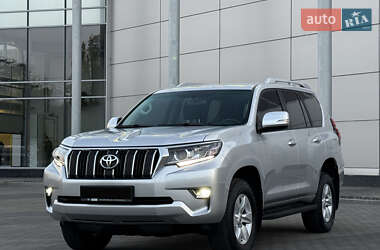 Позашляховик / Кросовер Toyota Land Cruiser Prado 2021 в Києві