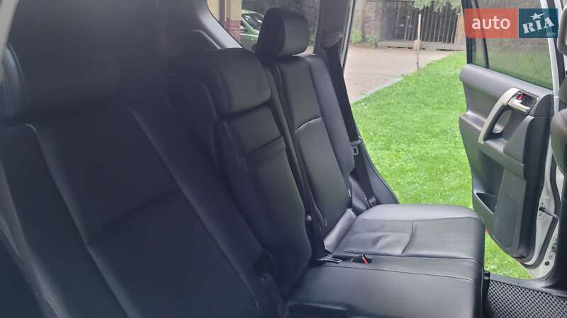 Позашляховик / Кросовер Toyota Land Cruiser Prado 2020 в Львові