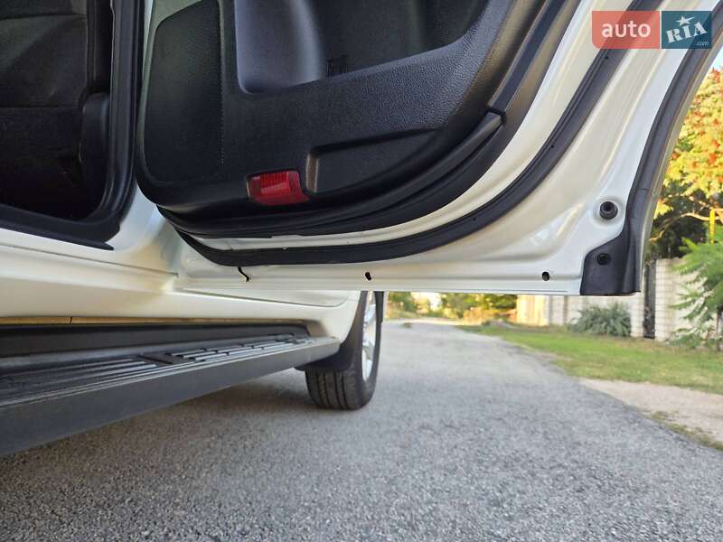 Внедорожник / Кроссовер Toyota Land Cruiser Prado 2014 в Каменском фото 26 Внедорожник / Кроссовер Toyota Land Cruiser Prado 2014 в Каменском