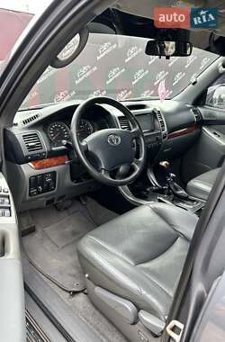 Внедорожник / Кроссовер Toyota Land Cruiser Prado 2006 в 