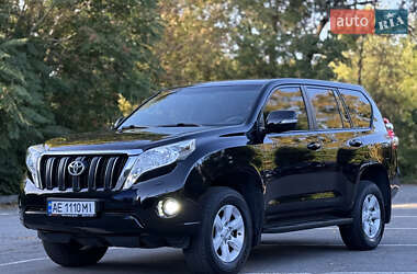 Внедорожник / Кроссовер Toyota Land Cruiser Prado 2016 в Днепре
